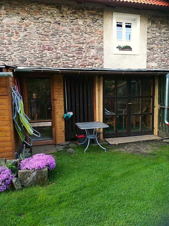 Apartman Dvorecna Loučovice Exterior foto